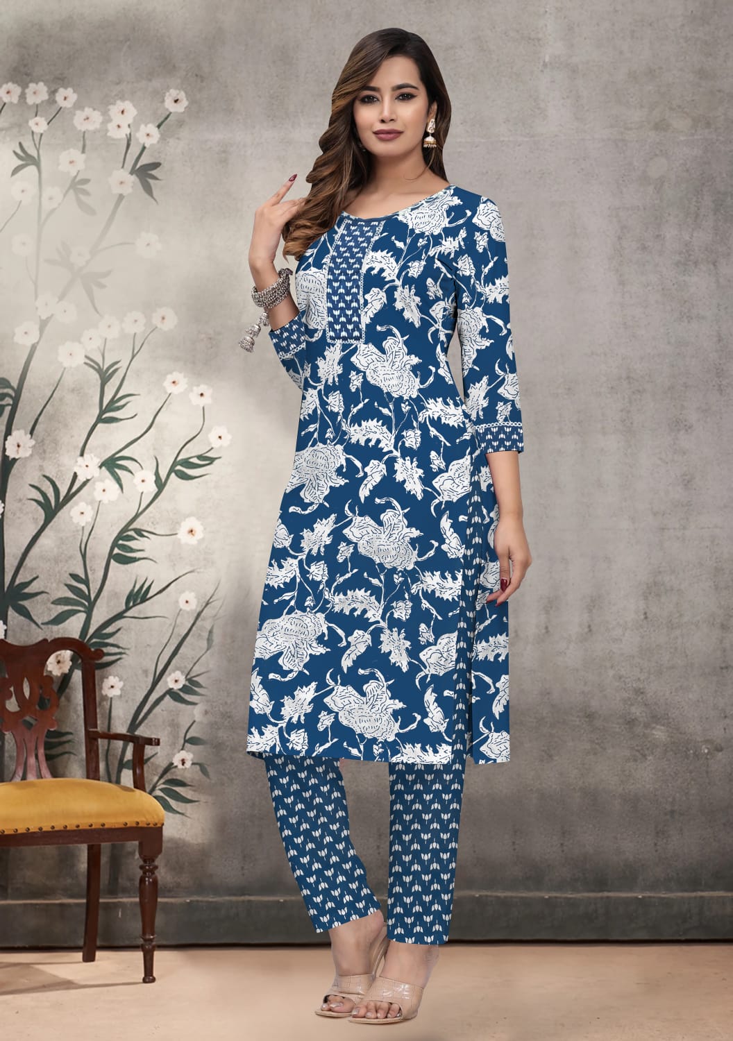 Elegant Blue & White Floral Printed Cotton Kurti with Pant Set