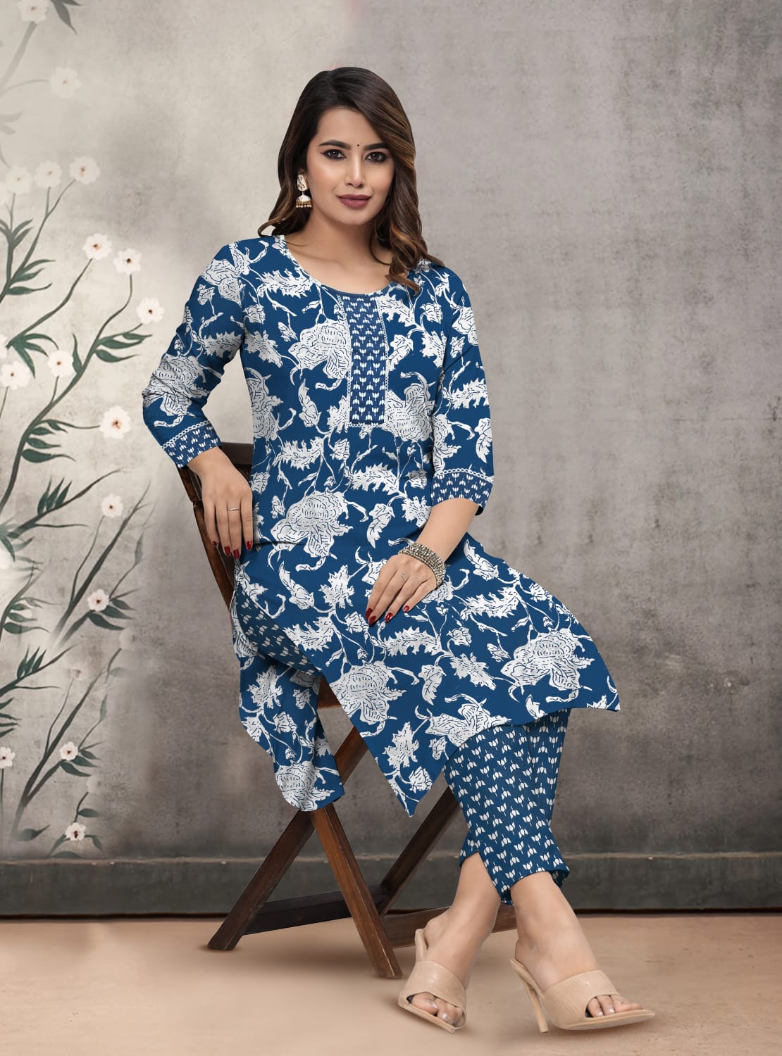 Elegant Blue & White Floral Printed Cotton Kurti with Pant Set